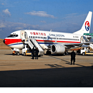 淮安航空运输航空快运业稳步发展的原因是什么？
